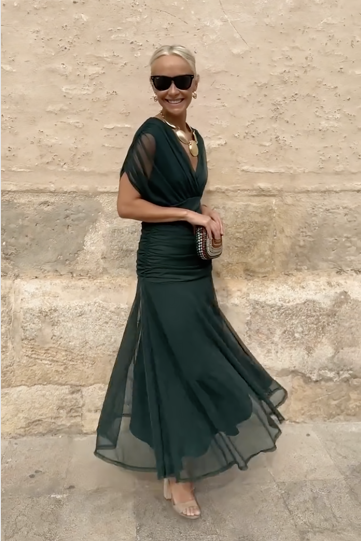 Darina | Długa sukienka maxi w kwiaty z dekoltem V