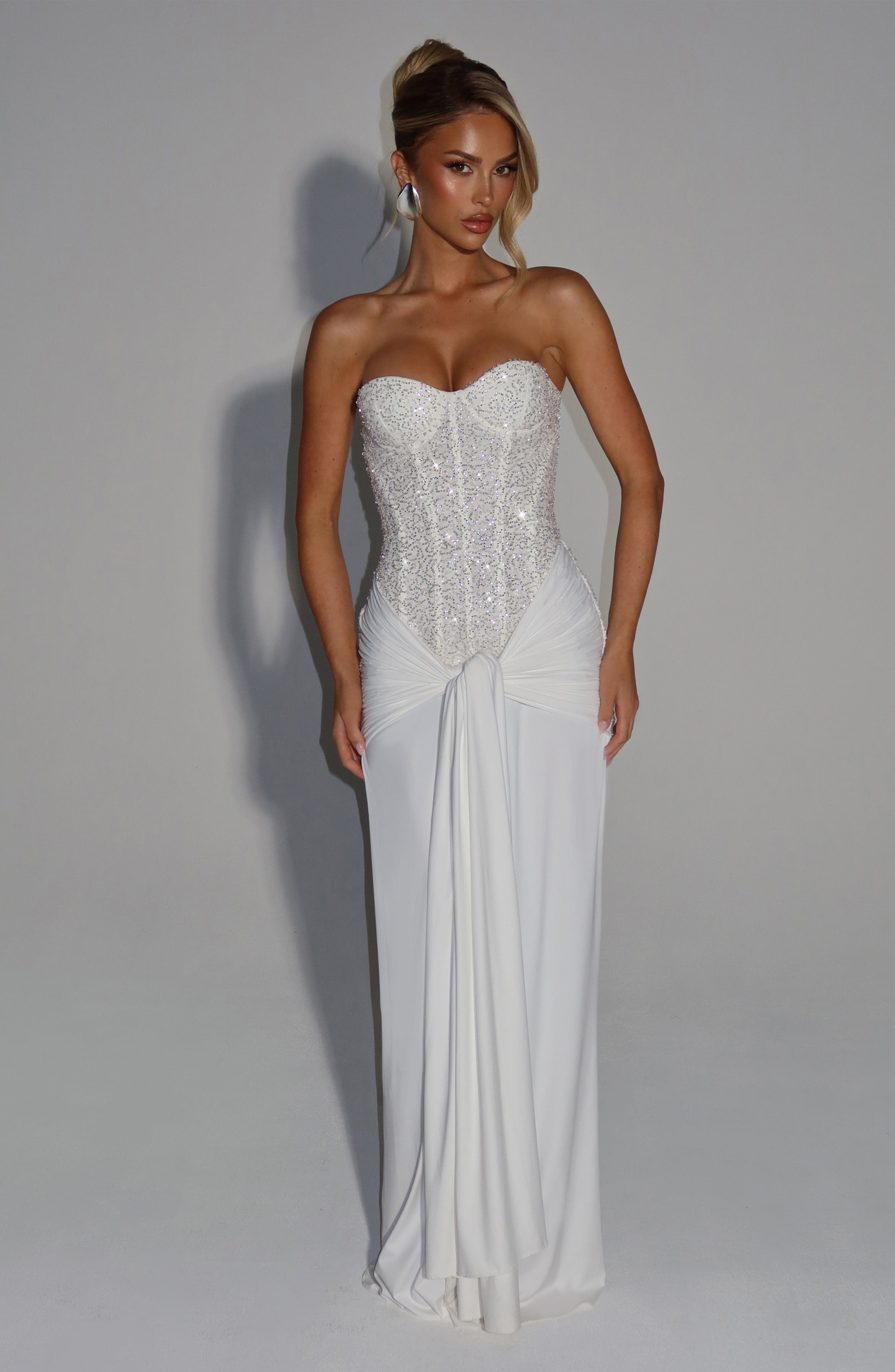 Dolores | Elegancka sukienka maxi bez ramiączek
