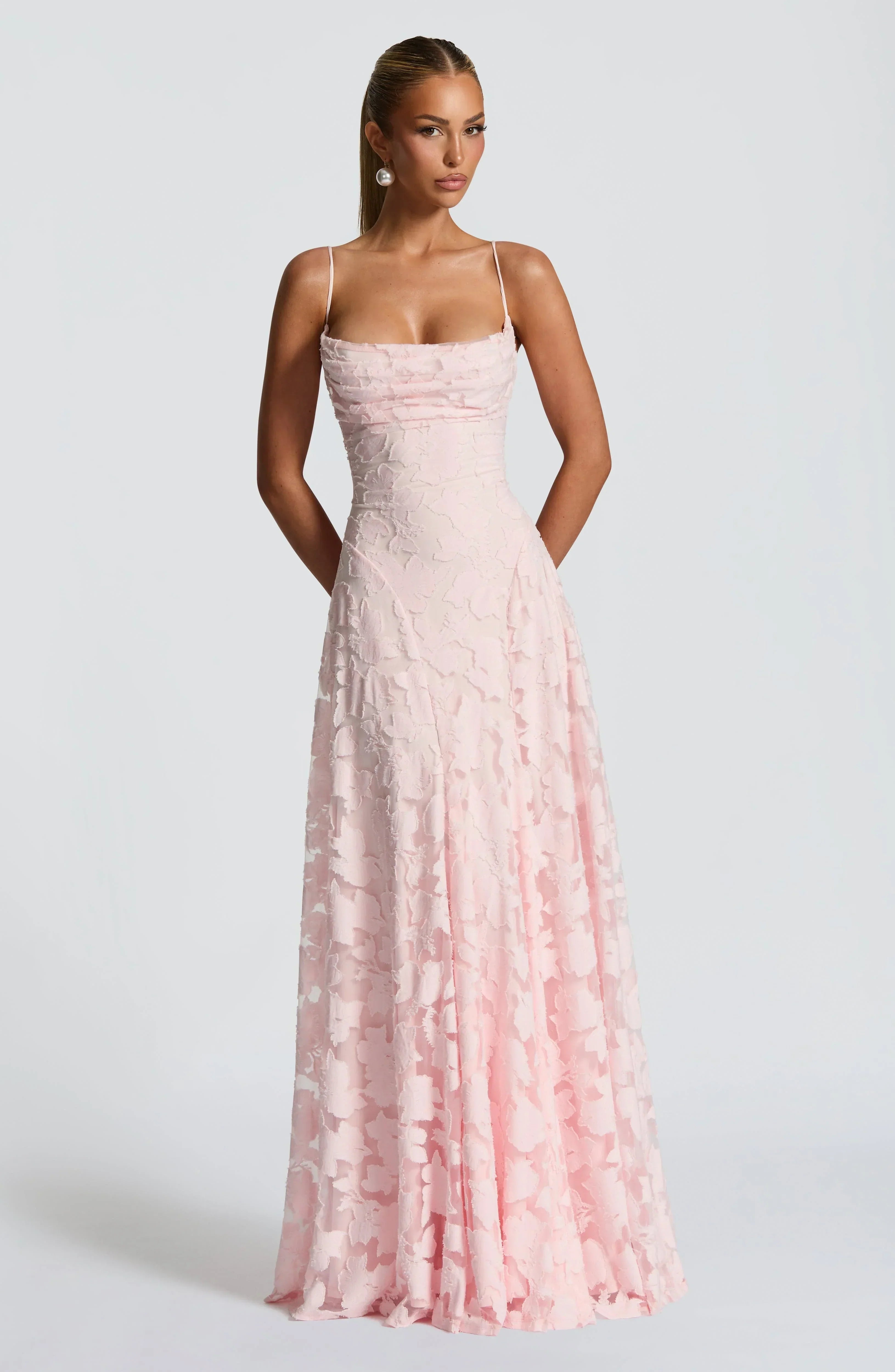 Wacława | Elegancka, drapowana sukienka maxi